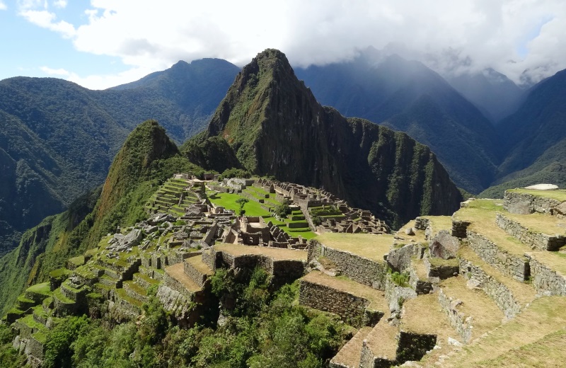 Cidade Inca de Machu Picchu com Waynapicchu ao fundo